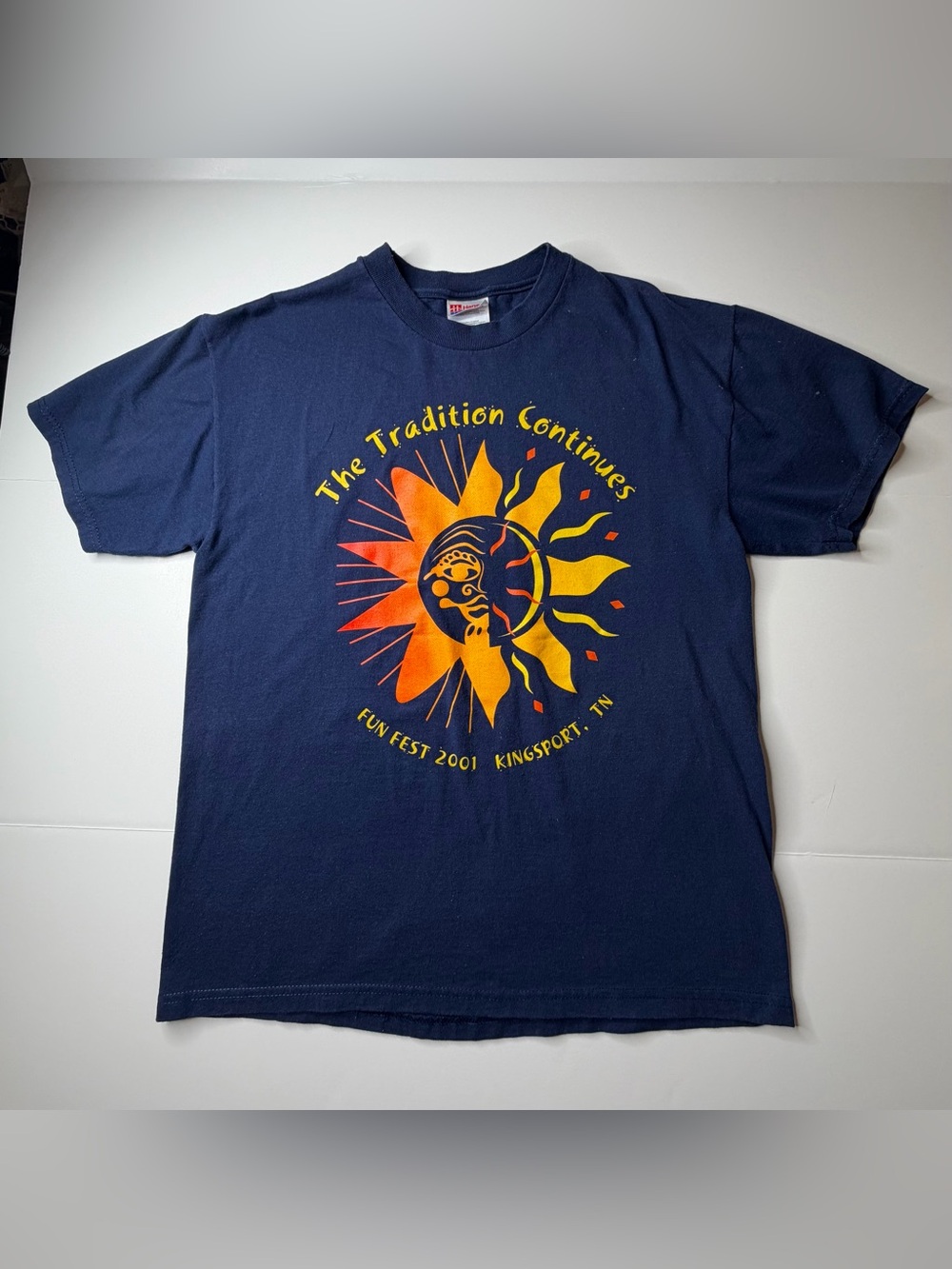 Vintage 2001 Vintage Blue Kingsport Funfest Graphic T-Shirt Sz M